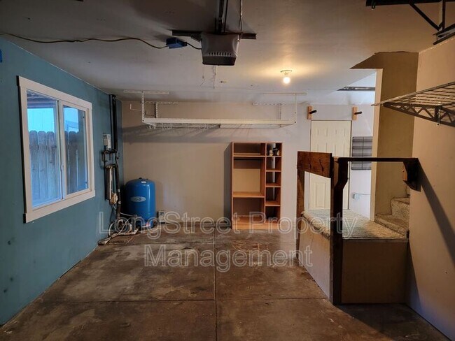 Building Photo - 780 SE Marion Ave