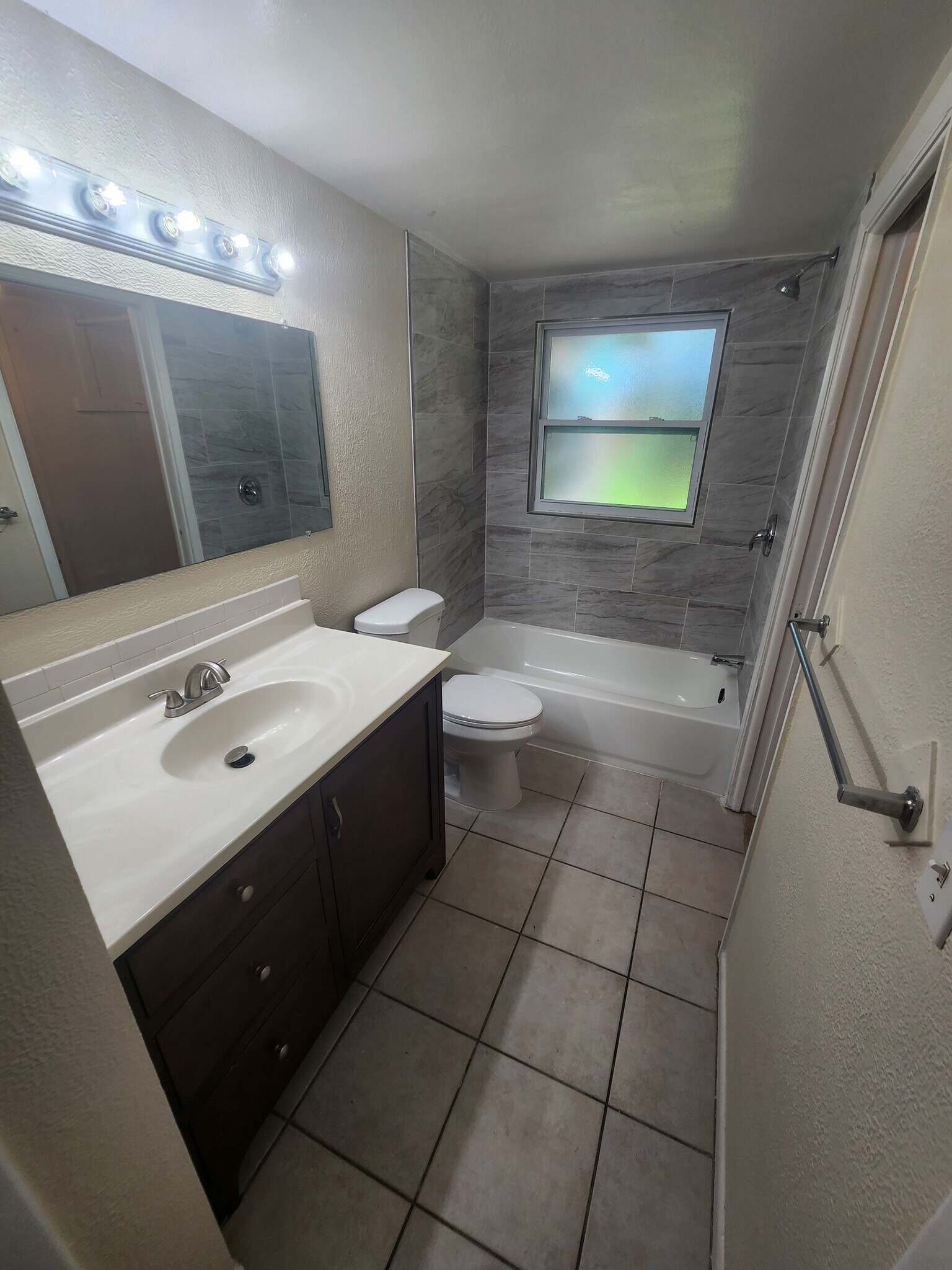 Master Bathroom - 7615 Tyson Dr