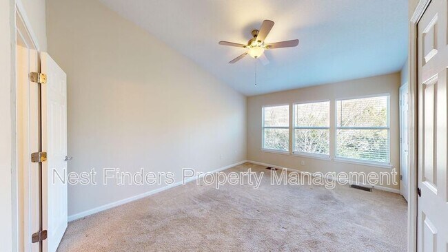 Building Photo - 8127 Summer Palm Ct