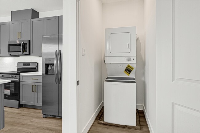 Building Photo - 409 Alvia Run Ln