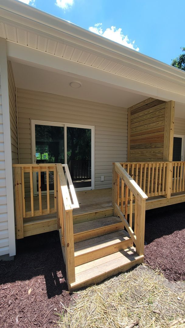 Building Photo - AUGUST RENT SPECIAL!  Brand New 3 Bed, 2 Bath Duplex Available Near Downtown Greenville