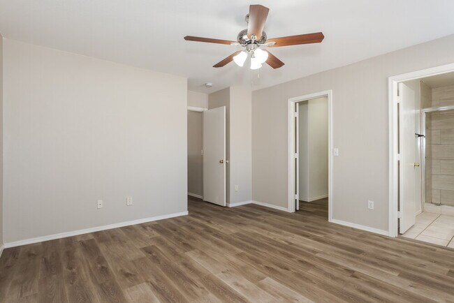 Building Photo - 11240 E Sunland Ave