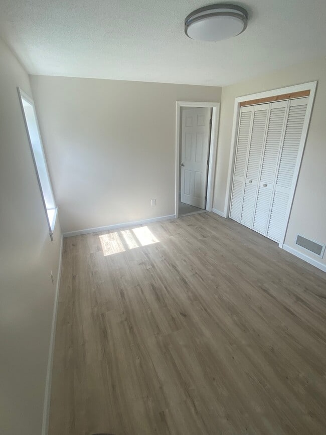 Building Photo - 3316 Asbury Rd