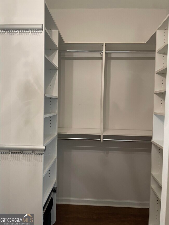 Building Photo - 96 High Pt N Dr