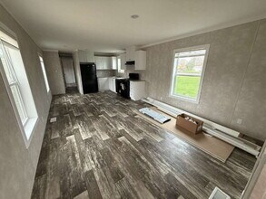 Building Photo - Charming 2-Bed, 2-Bath Mobile Home Retreat in Seneca!