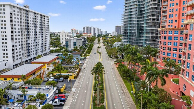 Building Photo - 2029 N Ocean Blvd