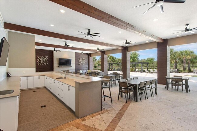 Building Photo - 17988 Passionflower Cir