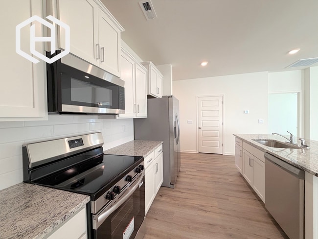 Building Photo - 2068 Gadwall Dr