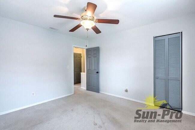 Building Photo - 980 Canal View Blvd