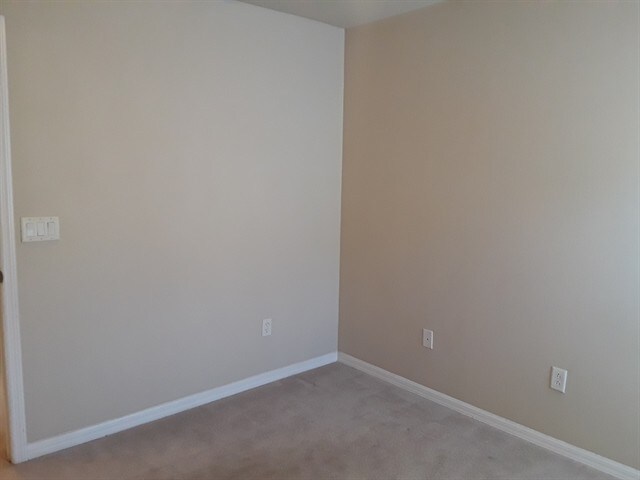 Building Photo - 1025 Windton Oak Dr