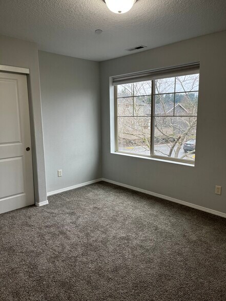 Building Photo - 3301 NW 47th Dr