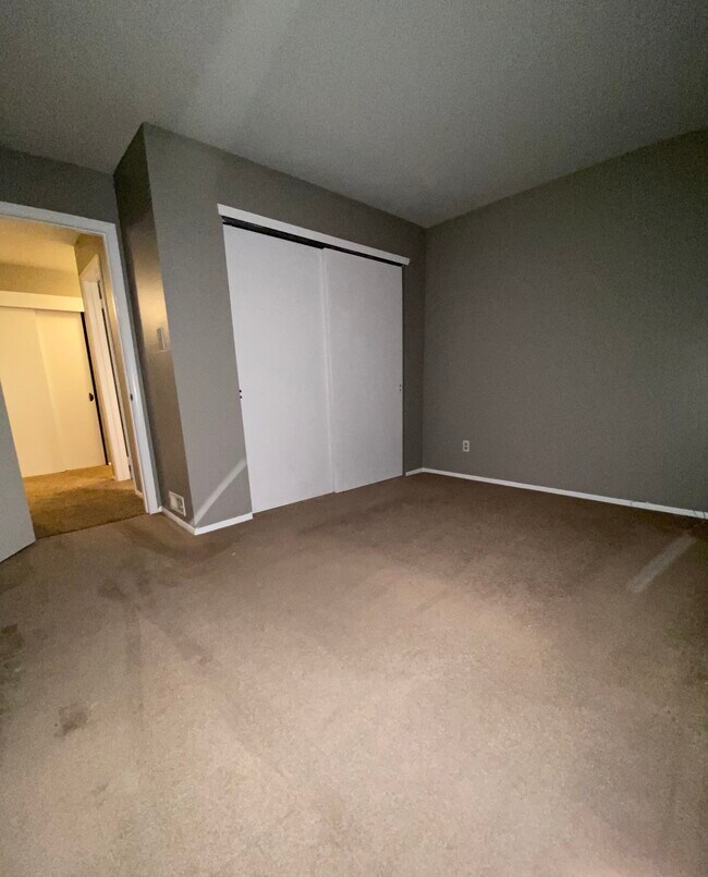 Building Photo - 803A Cypress Point Cir