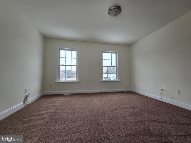 Building Photo - 271 Ashton Ct