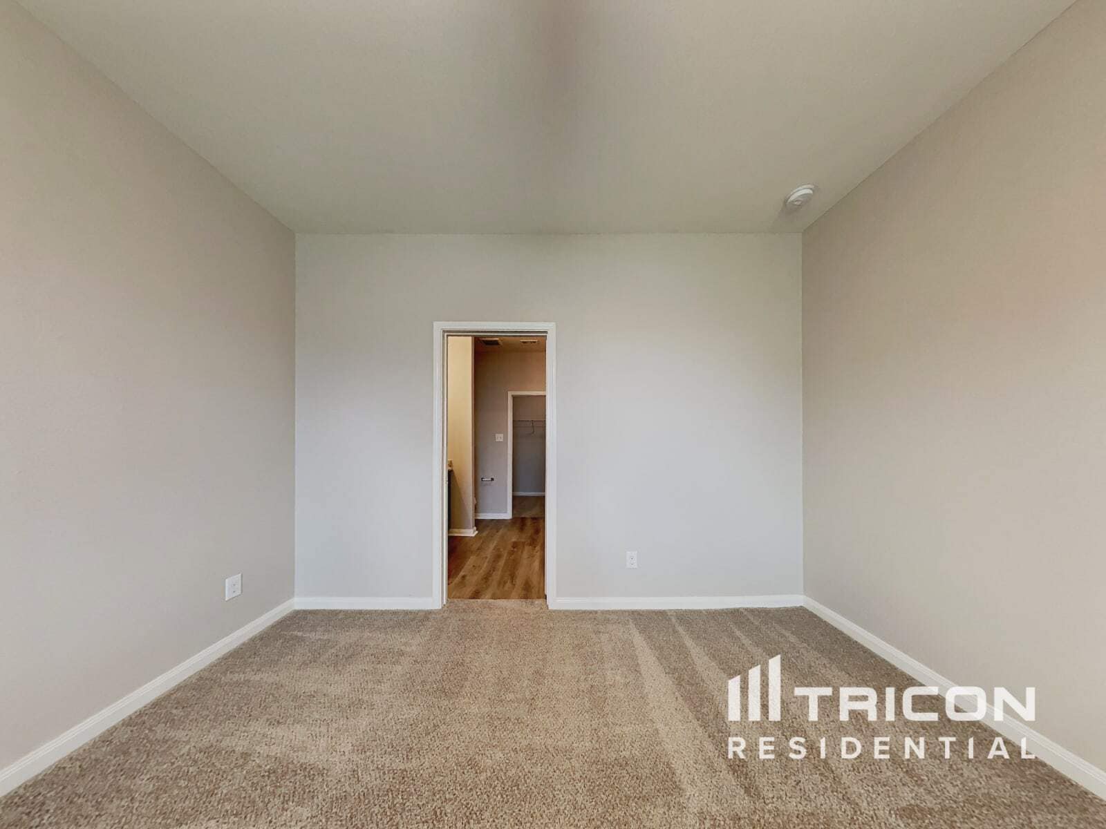 Building Photo - 216 Ryan St