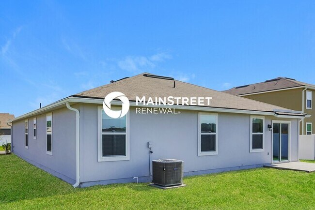 Building Photo - 4 Bedroom Pet-Friendly Home in Green Cove Springs, FL with Main Street Renewal