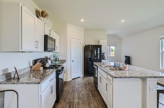 Building Photo - 259 Levi Lndg