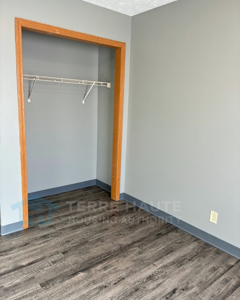 Bedroom 3 Closet - 1515 Cruft St