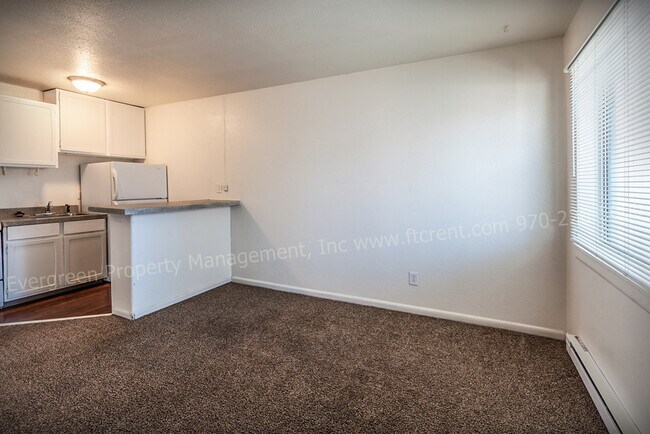 Building Photo - 500 Laporte Ave