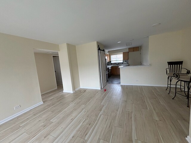 Building Photo - 9449 Bay Colony Dr