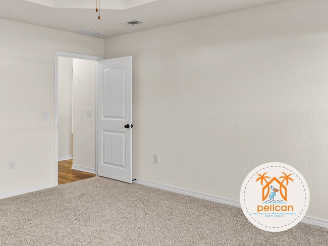 Building Photo - Move-In Ready Home in a Desirable Community