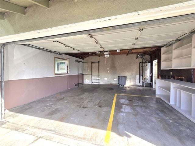 Building Photo - 938 S Fuchsia Ave