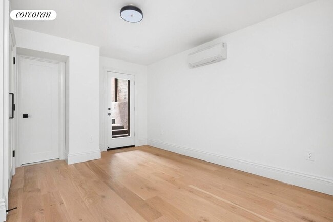 Building Photo - 386A Lafayette Ave