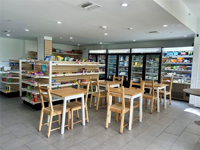 Building Photo - 3300 NE 192 St