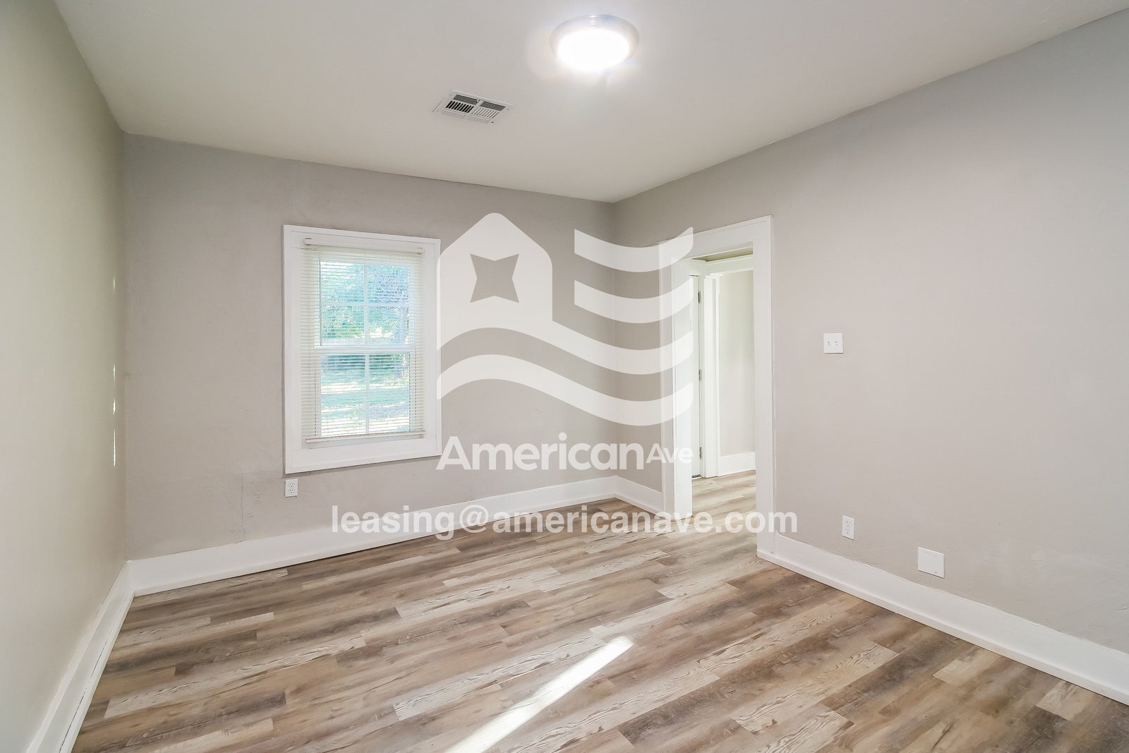 Building Photo - 1820 NW 14th St