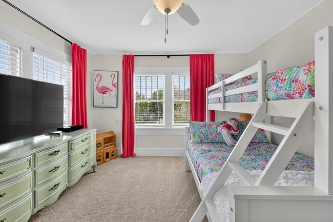 Building Photo - 235 10th Ave NE