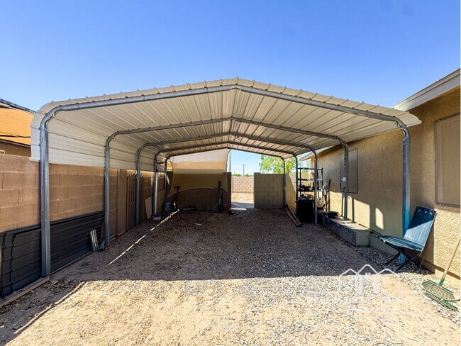 Building Photo - “Cozy 3-Bedroom, 2-Bathroom Home in Desert Oasis”