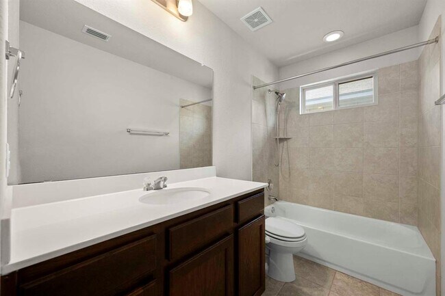 Building Photo - 383 Eagle Brook Ln