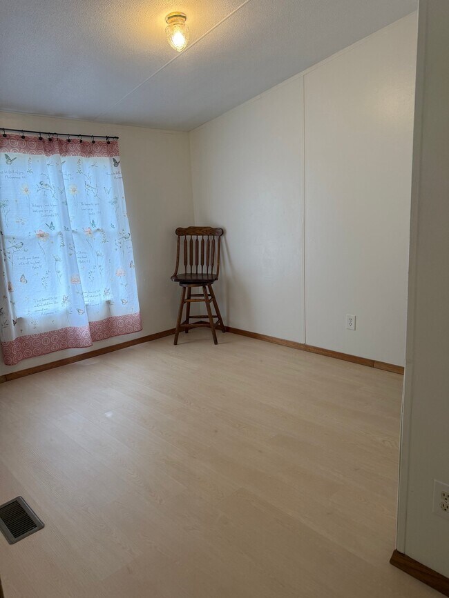 Building Photo - 3077 W Tanager Ct