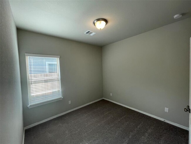 Building Photo - 991 Redinger Ridge Dr