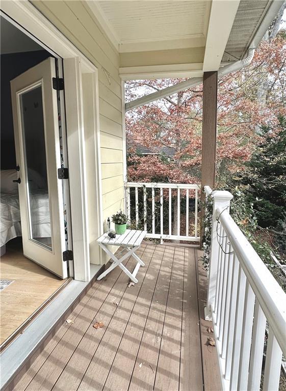 Building Photo - 3232 Brookview Rd