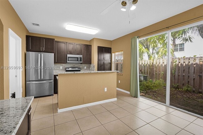 Building Photo - 2641 SW 120th Terrace
