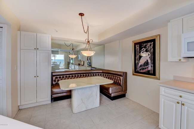 Building Photo - 3333 S Atlantic Ave