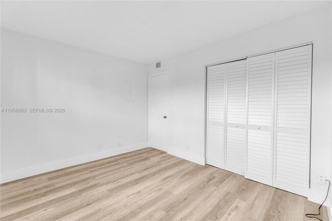 Building Photo - 12950 SW 13th St