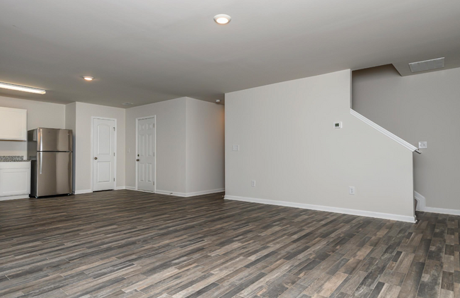 Building Photo - Charming 4BR, 2.5 BA home in Duncan SC is ...