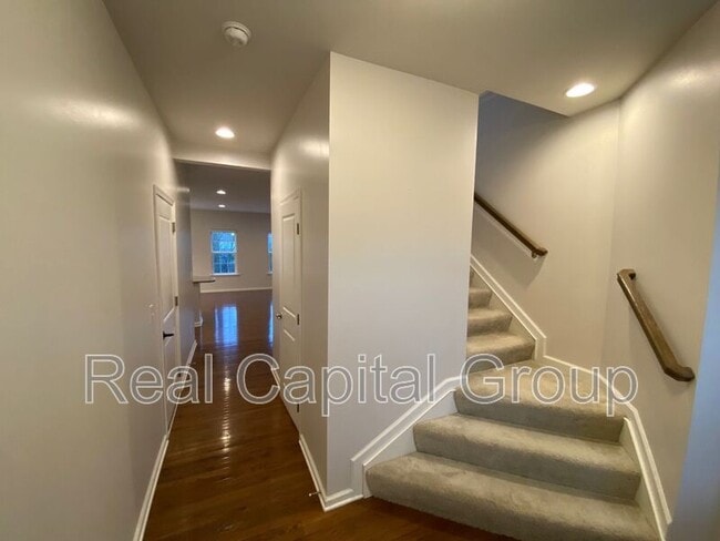 Building Photo - 4271 Arthur Ct