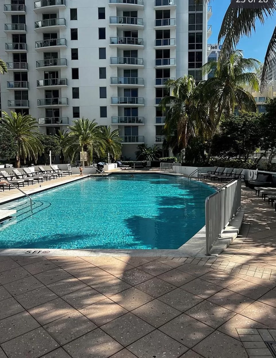 Building Photo - 1050 Brickell Ave