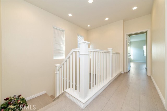 Building Photo - 2841 E Via Terrano