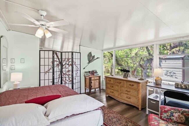 Building Photo - "Ramblers Rest Resort - 1 bed 1 bath home"