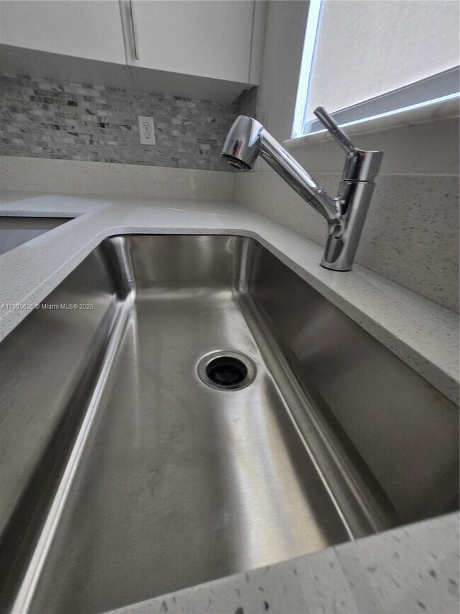 Building Photo - 12884 SW 232nd Ln