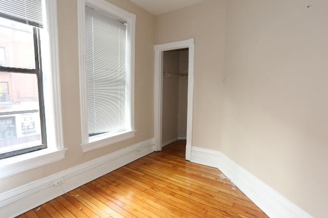 Building Photo - 2271 N Lincoln Ave
