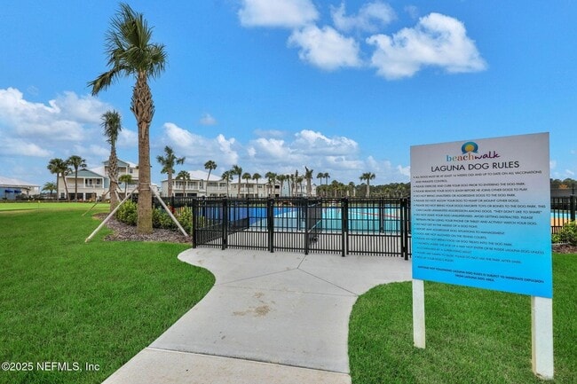 Building Photo - 415 Boracay Cir