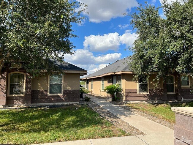 Primary Photo - 415 Lotto Ln