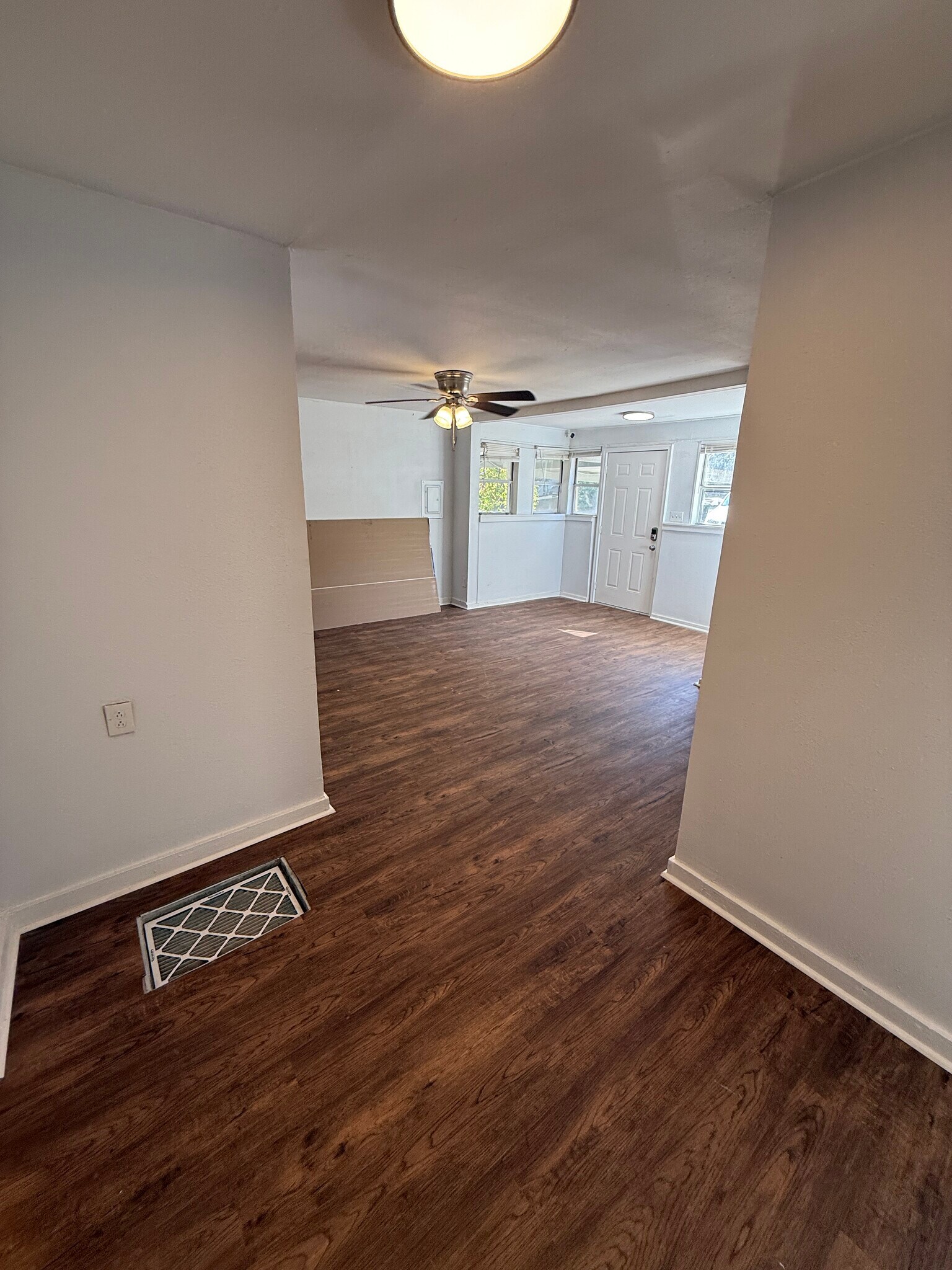 Building Photo - 1109 Arkansas St