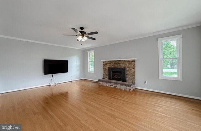 Building Photo - 1200 E Patuxent Dr