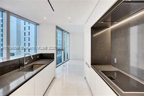 Building Photo - 300 Biscayne Boulevard Way