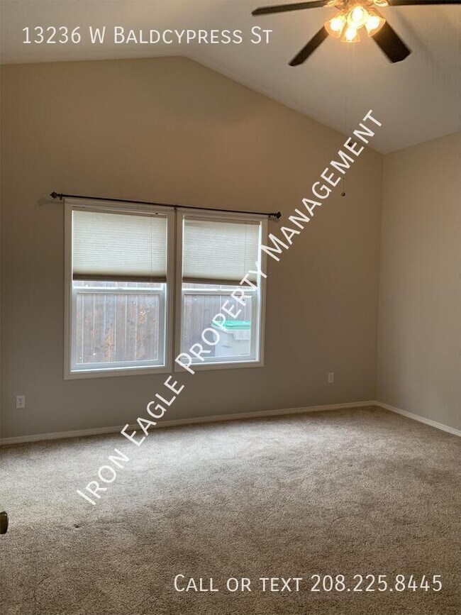 Building Photo - 13236 W Baldcypress St